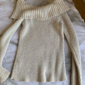 Hollister sweater